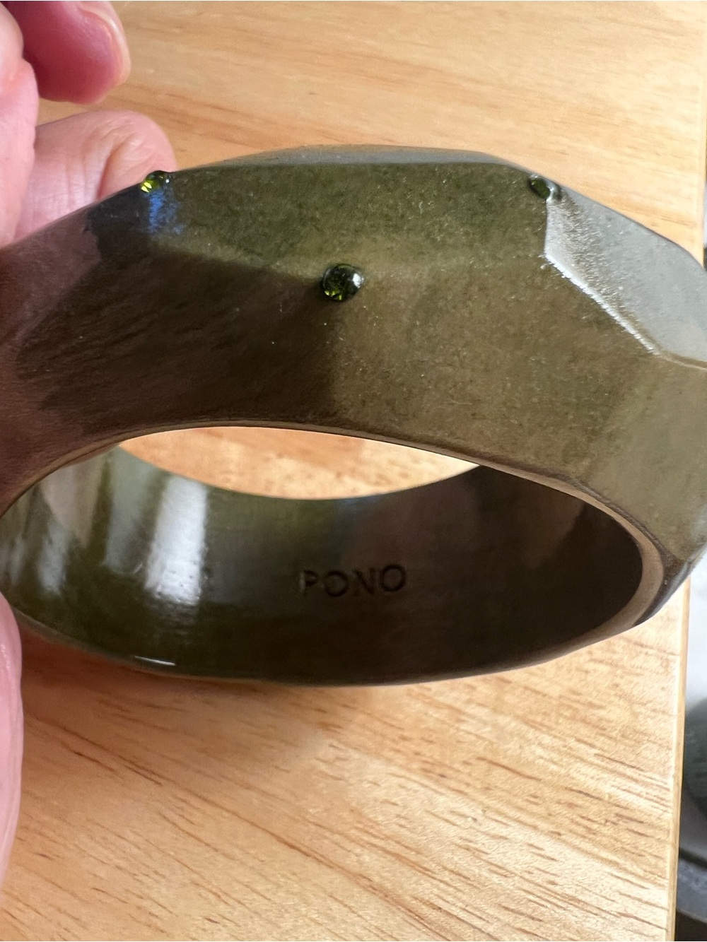 Fabulous green bangle with rhinestones